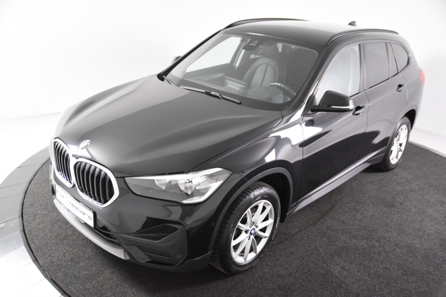 BMW X1 sDrive18i X Line *1ste Eigenaar* Leer*Navigatie*Trekhaak*