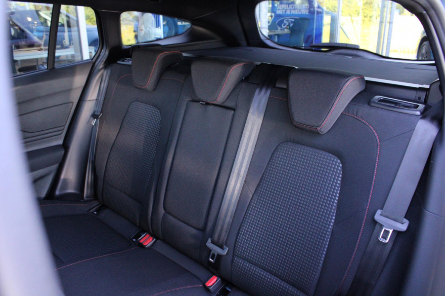 Ford FOCUS Wagon 1.0 EcoBoost Hybrid ST Line X 125pk | Winterpack | Driver Assistance pack | 18 inch Licht metaal | Incl 2.500,- Ford Voordeel