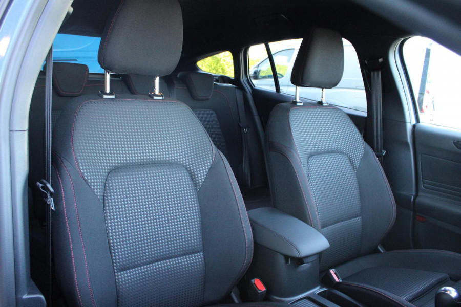Ford FOCUS Wagon 1.0 EcoBoost Hybrid ST Line X 125pk | Winterpack | Driver Assistance pack | 18 inch Licht metaal | Incl 2.500,- Ford Voordeel