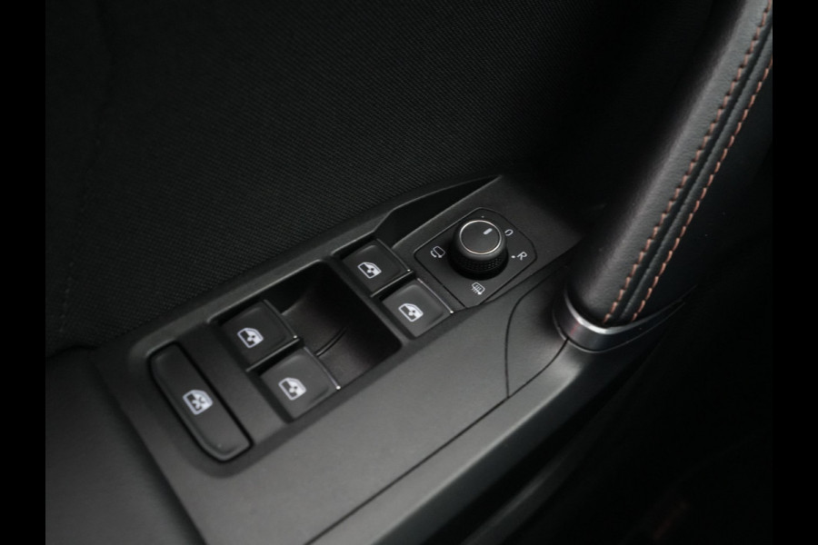 CUPRA Formentor 1.4 e-Hybrid 245pk VZ Performance Navigatie Trekhaak Camera El. Klep 65