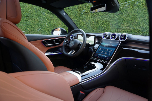 Mercedes-Benz GLC GLC 300 e 4M AMG Line Night | Luchtvering Achterasbesturing Distronic Pano HUD Nappaleder Trekhaak