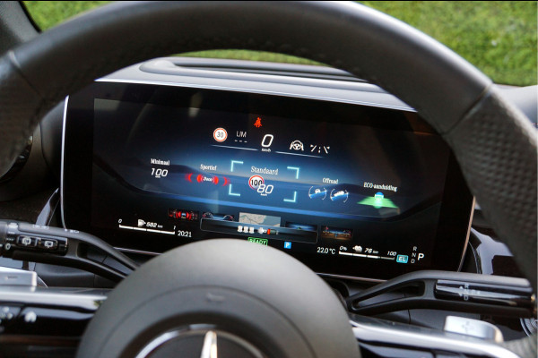 Mercedes-Benz GLC GLC 300 e 4M AMG Line Night | Luchtvering Achterasbesturing Distronic Pano HUD Nappaleder Trekhaak