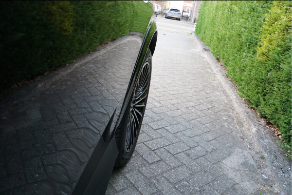 Mercedes-Benz GLC GLC 300 e 4M AMG Line Night | Luchtvering Achterasbesturing Distronic Pano HUD Nappaleder Trekhaak