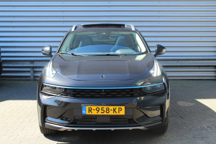 Lynk & Co 01 1.5 PHEV 262pk Automaat NL-Auto NAP BTW Clima Cruise Navi 360 Camera Panoramadak 20"LMV El. Klep