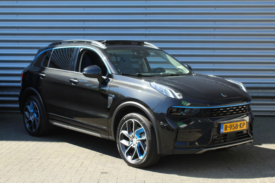 Lynk & Co 01 1.5 PHEV 262pk Automaat NL-Auto NAP BTW Clima Cruise Navi 360 Camera Panoramadak 20"LMV El. Klep