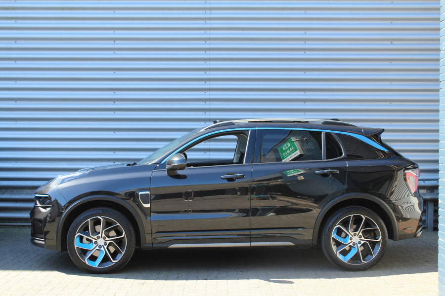 Lynk & Co 01 1.5 PHEV 262pk Automaat NL-Auto NAP BTW Clima Cruise Navi 360 Camera Panoramadak 20"LMV El. Klep