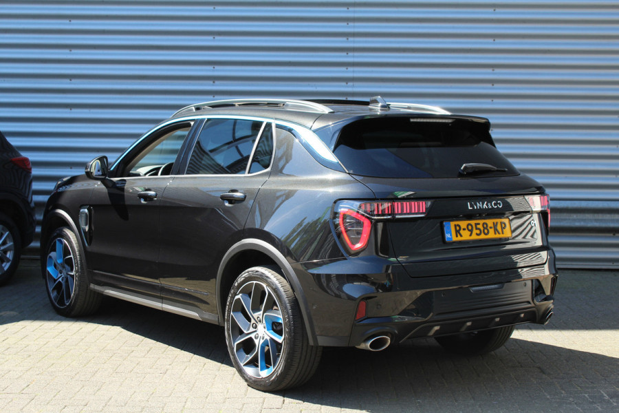 Lynk & Co 01 1.5 PHEV 262pk Automaat NL-Auto NAP BTW Clima Cruise Navi 360 Camera Panoramadak 20"LMV El. Klep