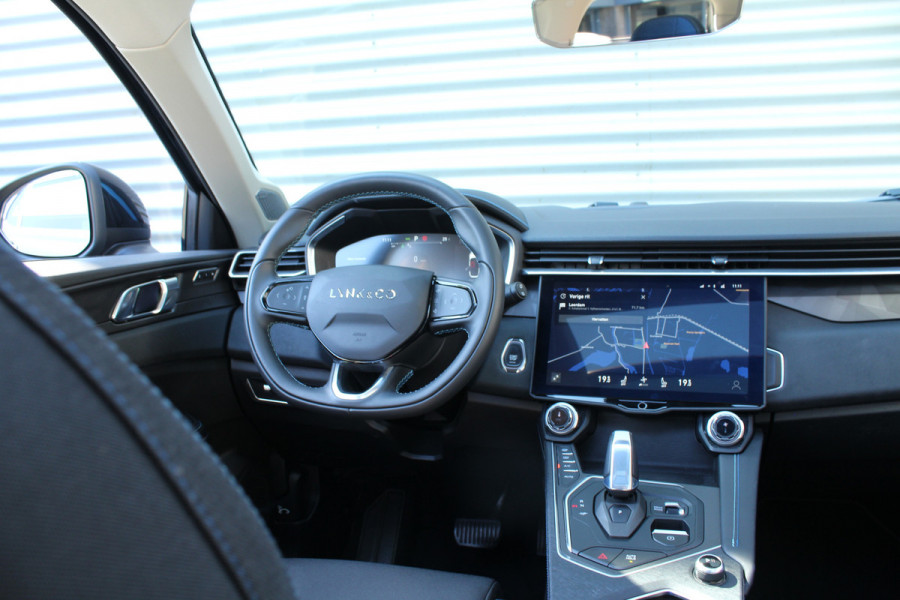 Lynk & Co 01 1.5 PHEV 262pk Automaat NL-Auto NAP BTW Clima Cruise Navi 360 Camera Panoramadak 20"LMV El. Klep