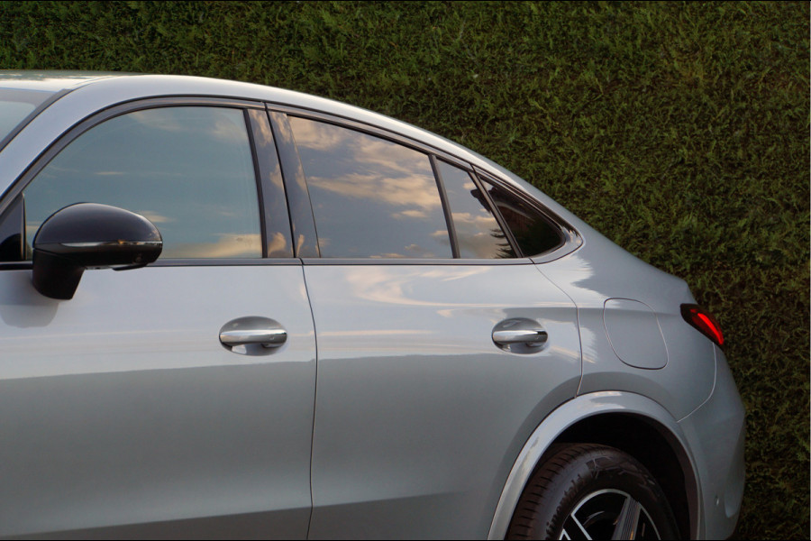 Mercedes-Benz GLC Coupé GLC 300 e 4MATIC AMG Line | Memory Digital Trekhaak Keyless