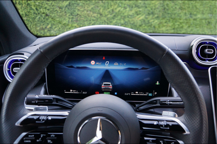 Mercedes-Benz GLC Coupé GLC 300 e 4MATIC AMG Line | Memory Digital Trekhaak Keyless