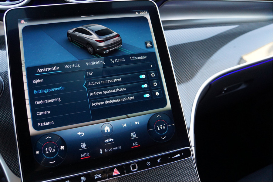 Mercedes-Benz GLC Coupé GLC 300 e 4MATIC AMG Line | Memory Digital Trekhaak Keyless