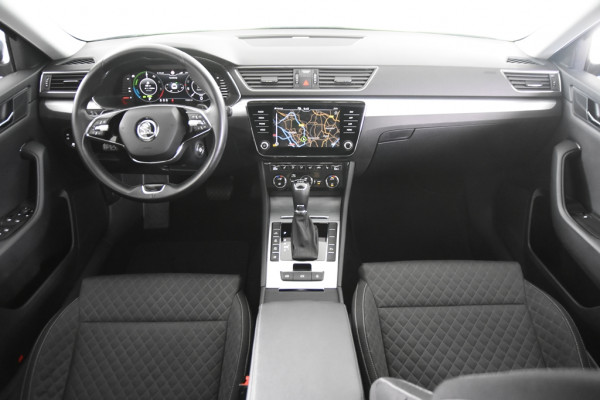 Škoda Superb Combi 1.4 TSI iV Combi Hybrid *1ste Eigenaar*Panoramadak*Memory Seats*