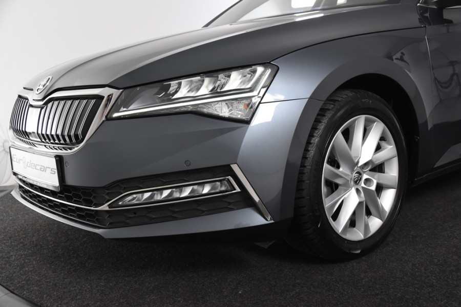 Škoda Superb Combi 1.4 TSI iV Combi Hybrid *1ste Eigenaar*Panoramadak*Memory Seats*