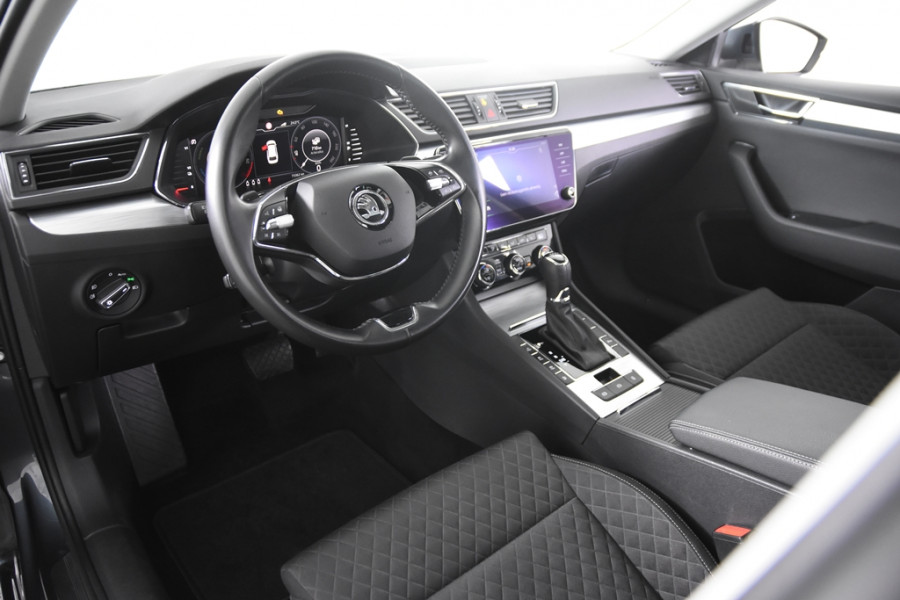 Škoda Superb Combi 1.4 TSI iV Combi Hybrid *1ste Eigenaar*Panoramadak*Memory Seats*