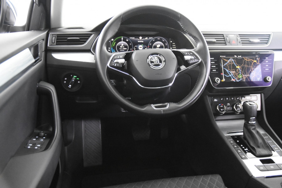 Škoda Superb Combi 1.4 TSI iV Combi Hybrid *1ste Eigenaar*Panoramadak*Memory Seats*