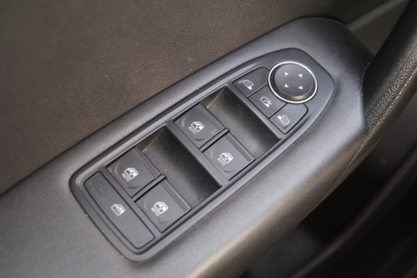 Renault Captur 1.0 TCe Business Zen -NAVI-AIRCO-PDC-