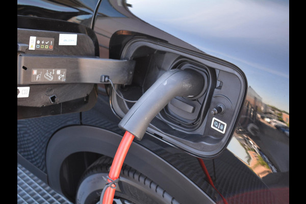 Citroën Ë-C4 50 kWh 136pk Shine | Warmtepomp | 3 Fase |