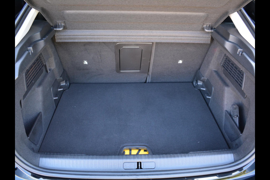 Citroën Ë-C4 50 kWh 136pk Shine | Warmtepomp | 3 Fase |