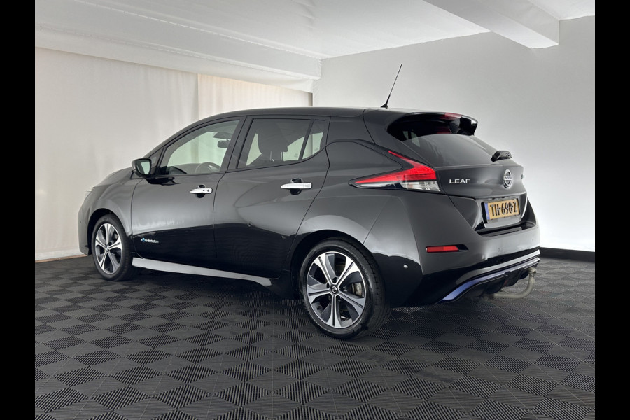 Nissan Leaf Tekna 40 kWh Aut.*1/2-LEATHER | FULL-LED | BOSE-SURROUND | ADAPTIVE-CRUISE | SURROUND-VIEW | KEYLESS | NAVI-FULLMAP | BLIS | DAB+ | ECC | PDC | COMFORT-SEATS | 17"ALU*