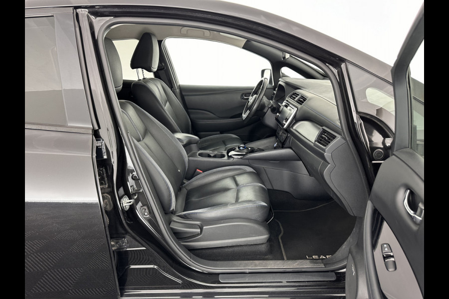 Nissan Leaf Tekna 40 kWh Aut.*1/2-LEATHER | FULL-LED | BOSE-SURROUND | ADAPTIVE-CRUISE | SURROUND-VIEW | KEYLESS | NAVI-FULLMAP | BLIS | DAB+ | ECC | PDC | COMFORT-SEATS | 17"ALU*