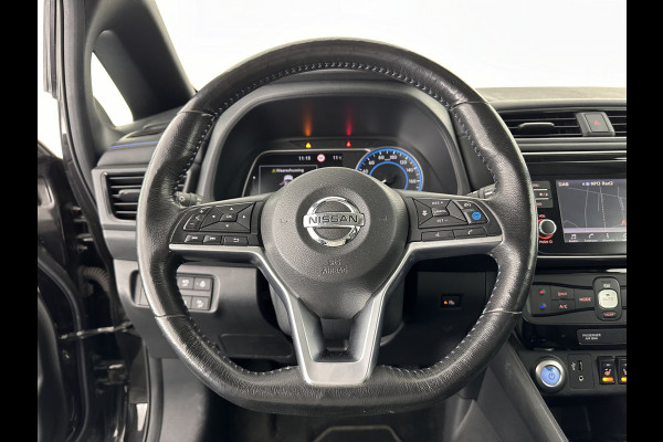 Nissan Leaf Tekna 40 kWh Aut.*1/2-LEATHER | FULL-LED | BOSE-SURROUND | ADAPTIVE-CRUISE | SURROUND-VIEW | KEYLESS | NAVI-FULLMAP | BLIS | DAB+ | ECC | PDC | COMFORT-SEATS | 17"ALU*