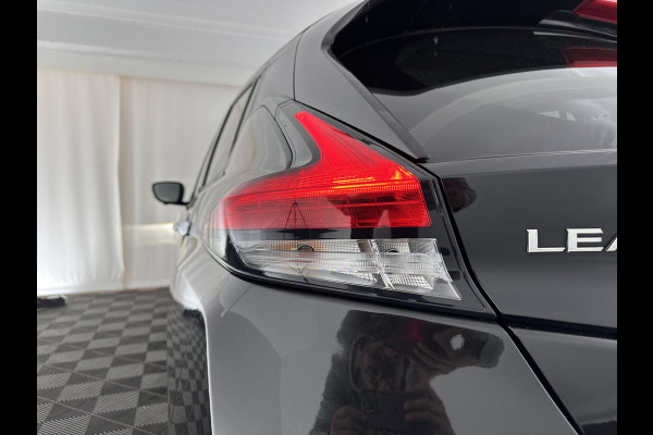 Nissan Leaf Tekna 40 kWh Aut.*1/2-LEATHER | FULL-LED | BOSE-SURROUND | ADAPTIVE-CRUISE | SURROUND-VIEW | KEYLESS | NAVI-FULLMAP | BLIS | DAB+ | ECC | PDC | COMFORT-SEATS | 17"ALU*