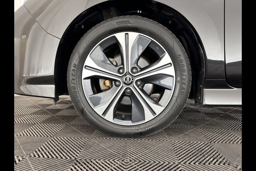 Nissan Leaf Tekna 40 kWh Aut.*1/2-LEATHER | FULL-LED | BOSE-SURROUND | ADAPTIVE-CRUISE | SURROUND-VIEW | KEYLESS | NAVI-FULLMAP | BLIS | DAB+ | ECC | PDC | COMFORT-SEATS | 17"ALU*