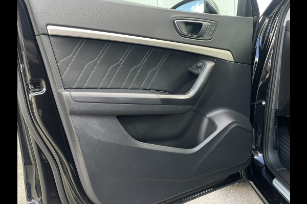 Seat Ateca 1.5 TSI Xperience Business Intense Elek. Trekhaak | | Alcantara | LED | Carplay | Navi | Camera | PDC