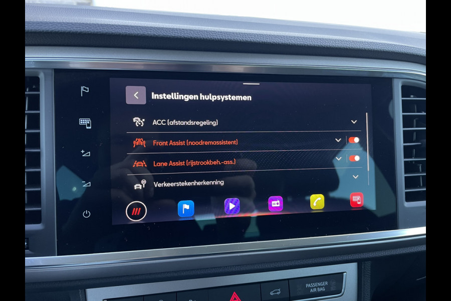 Seat Ateca 1.5 TSI Xperience Business Intense Elek. Trekhaak | | Alcantara | LED | Carplay | Navi | Camera | PDC