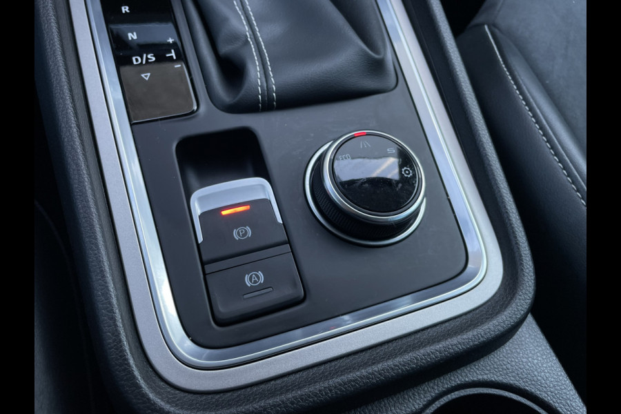 Seat Ateca 1.5 TSI Xperience Business Intense Elek. Trekhaak | | Alcantara | LED | Carplay | Navi | Camera | PDC