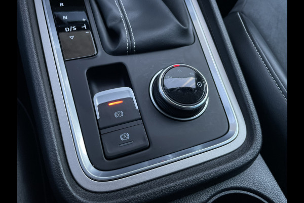 Seat Ateca 1.5 TSI Xperience Business Intense Elek. Trekhaak | | Alcantara | LED | Carplay | Navi | Camera | PDC
