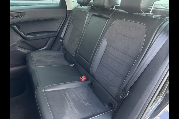Seat Ateca 1.5 TSI Xperience Business Intense Elek. Trekhaak | | Alcantara | LED | Carplay | Navi | Camera | PDC