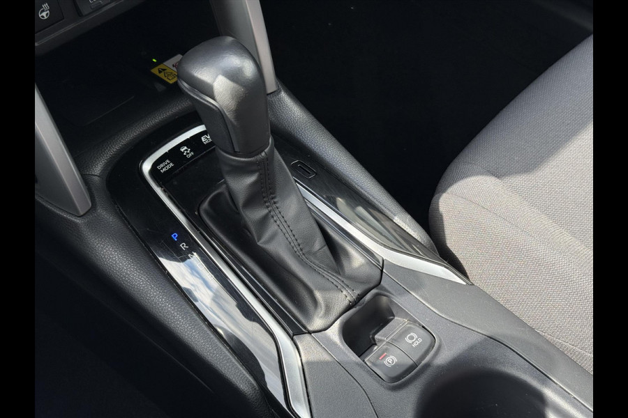 Toyota Corolla Cross 2.0 High Power Hybrid First Edition | Elektrische achterklep, Stoel + Stuurverwarming, Blind spot, Parkeersensoren