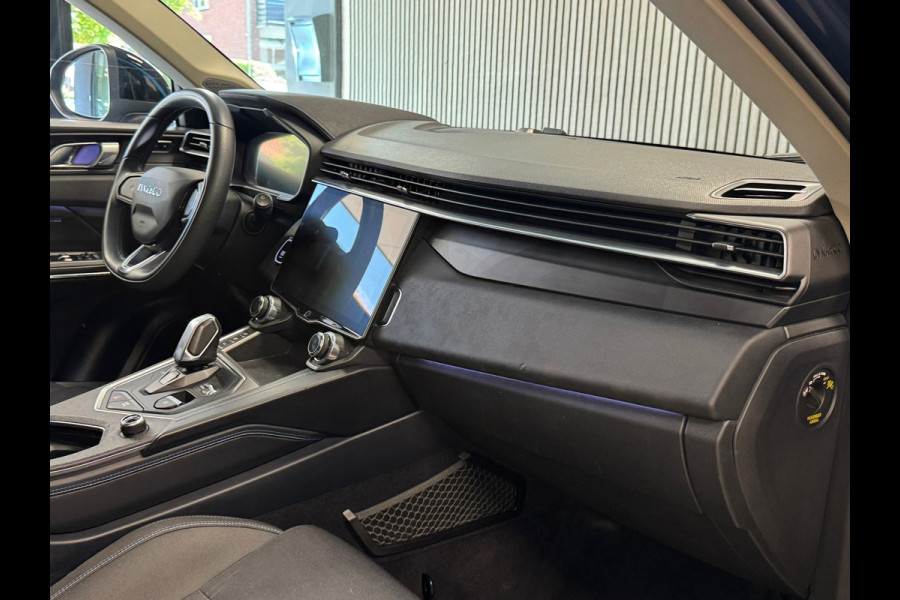 Lynk & Co 01 1.5 AUT. PLUG-IN HYBRIDE PANORAMADAK AIRCO CAMERA CRUISE PDC STOELVERWARMING APPLE CARPLAY