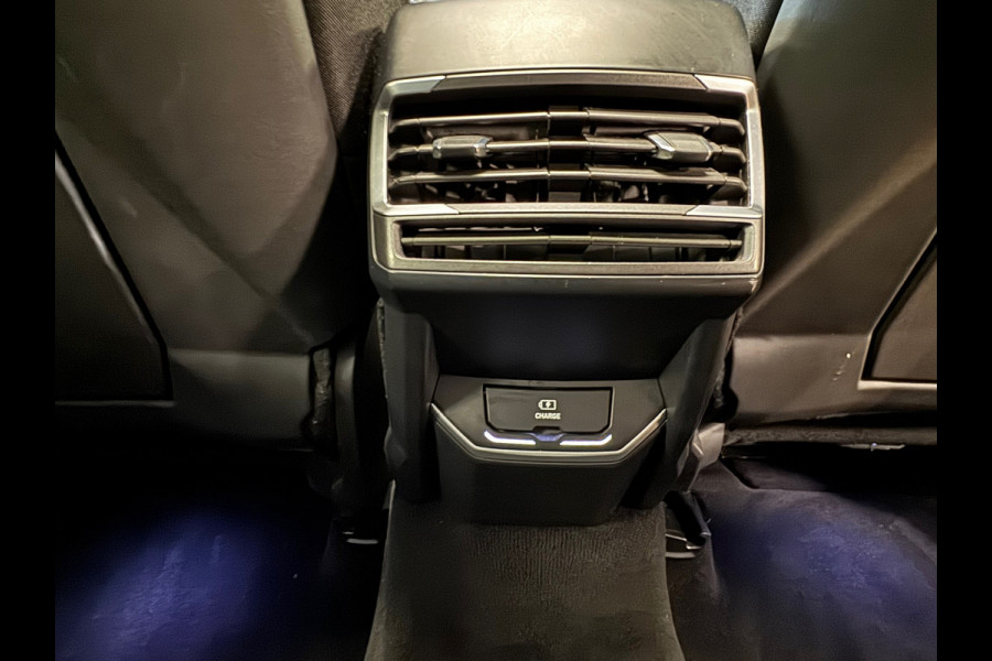 Lynk & Co 01 1.5 AUT. PLUG-IN HYBRIDE PANORAMADAK AIRCO CAMERA CRUISE PDC STOELVERWARMING APPLE CARPLAY