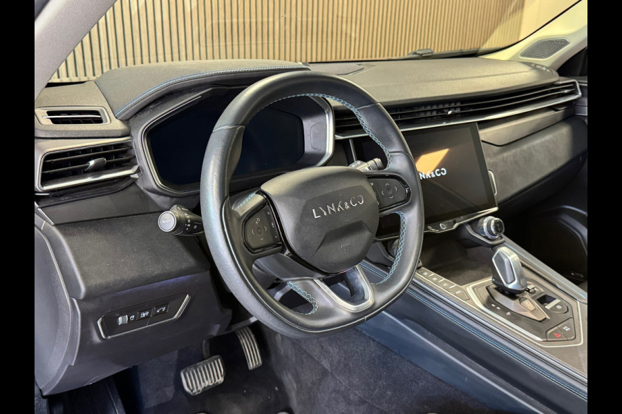 Lynk & Co 01 1.5 AUT. PLUG-IN HYBRIDE PANORAMADAK AIRCO CAMERA CRUISE PDC STOELVERWARMING APPLE CARPLAY