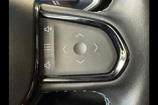 Lynk & Co 01 1.5 AUT. PLUG-IN HYBRIDE PANORAMADAK AIRCO CAMERA CRUISE PDC STOELVERWARMING APPLE CARPLAY