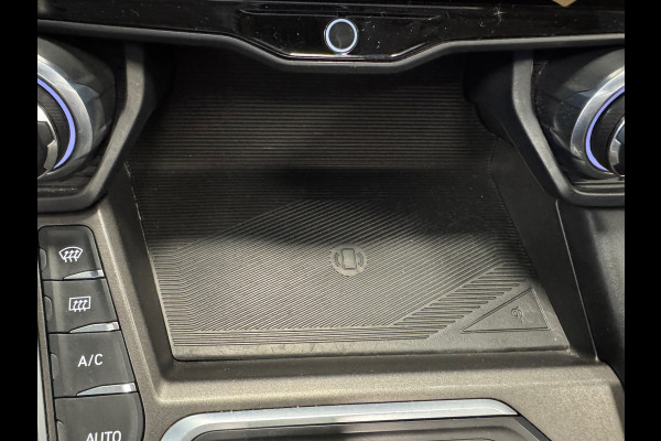 Lynk & Co 01 1.5 AUT. PLUG-IN HYBRIDE PANORAMADAK AIRCO CAMERA CRUISE PDC STOELVERWARMING APPLE CARPLAY