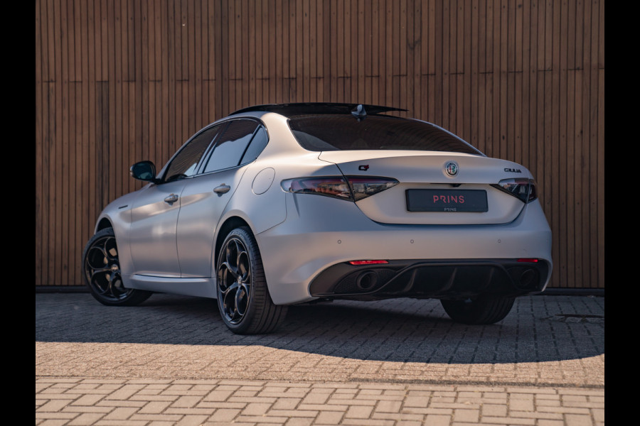Alfa Romeo Giulia 2.0T 280pk Q4 Competizione | MY24 | Pano-dak | Harman/Kardon