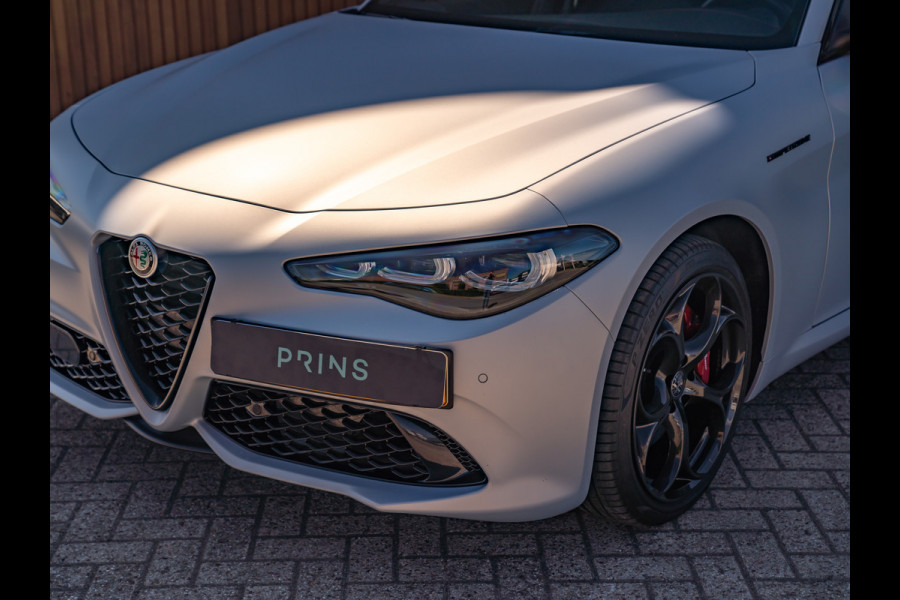 Alfa Romeo Giulia 2.0T 280pk Q4 Competizione | MY24 | Pano-dak | Harman/Kardon