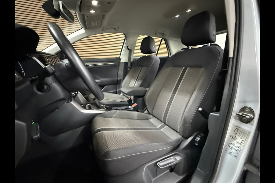 Volkswagen T-Roc 1.0 TSI Style | Virtual Cockpit | LED | Carplay