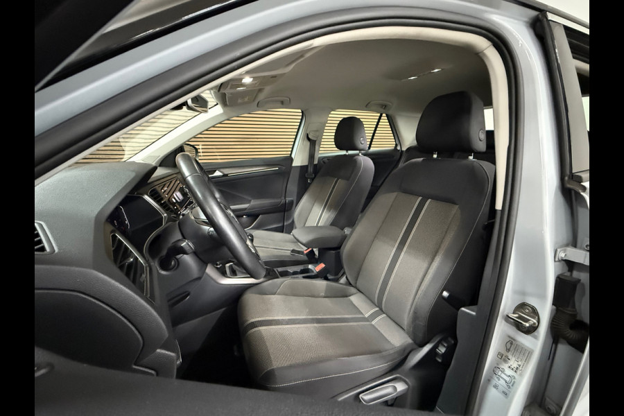 Volkswagen T-Roc 1.0 TSI Style | Virtual Cockpit | LED | Carplay
