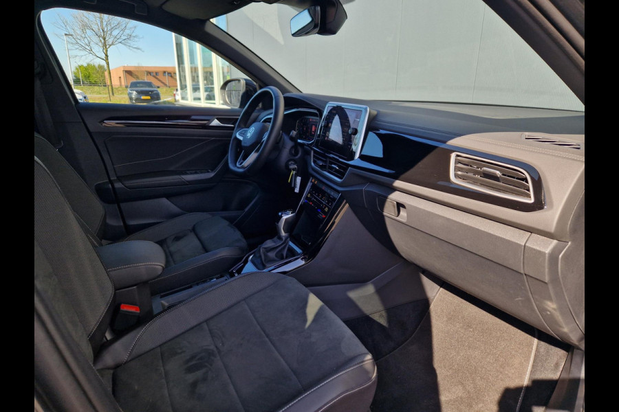 Volkswagen T-Roc 1.5 TSI R-Line /ACC /IQ Light /Cam/Massage/Winterpakket