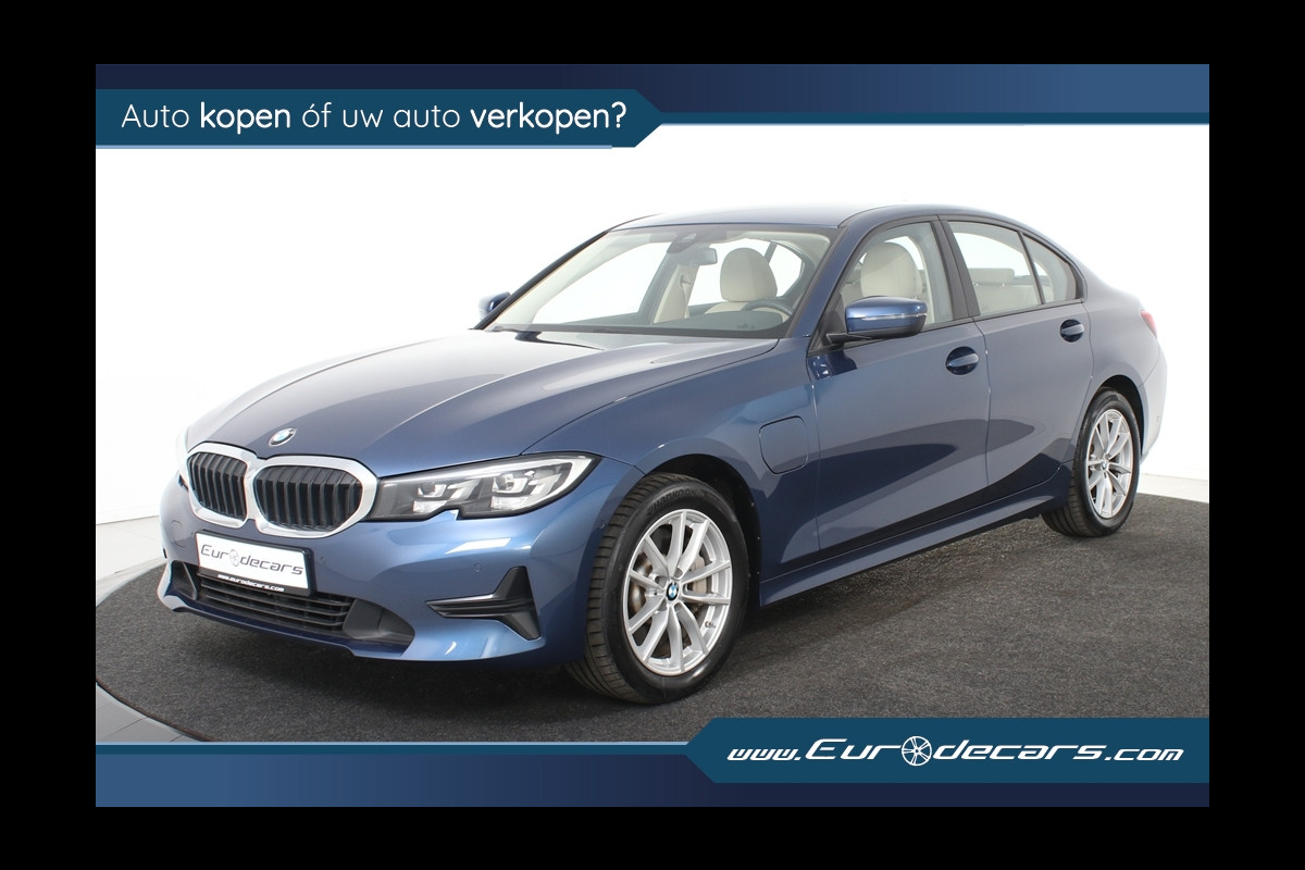 BMW 3-serie 330e Business Edition Plus *1ste Eigenaar*Navigatie*Parkassist* BMW 3-serie 330e Business Edition Plus *1ste Eigenaar*Navigatie*Parkassist*