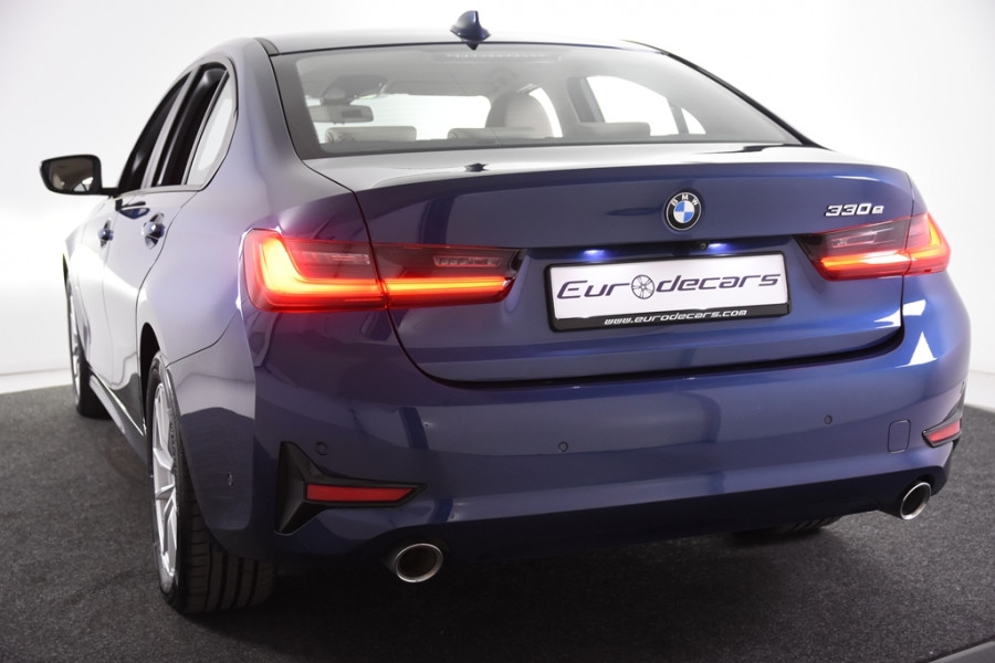 BMW 3-serie 330e Business Edition Plus *1ste Eigenaar*Navigatie*Parkassist*