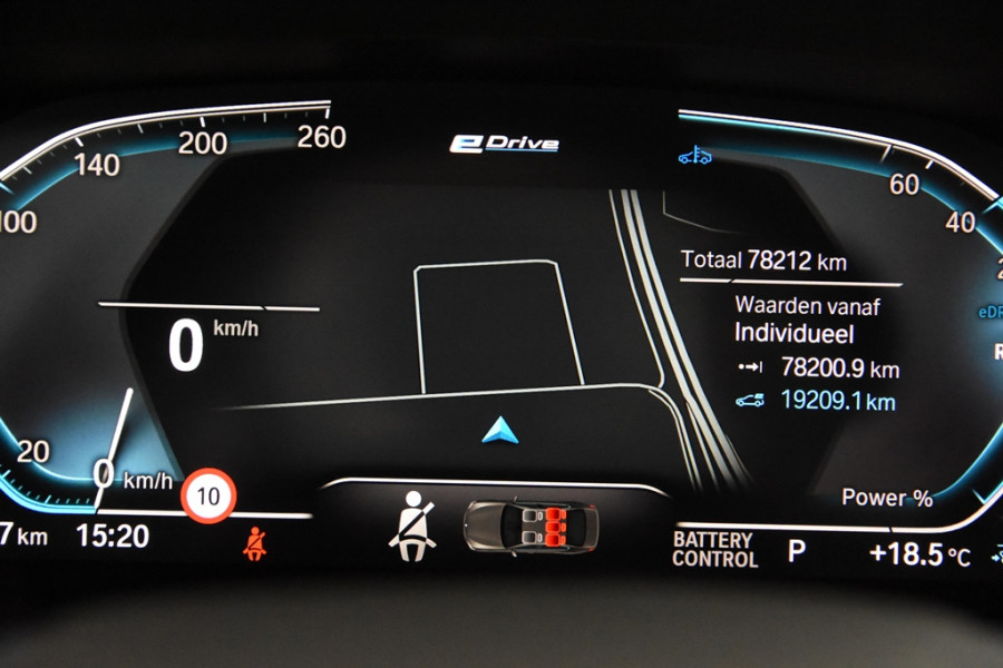 BMW 3-serie 330e Business Edition Plus *1ste Eigenaar*Navigatie*Parkassist*