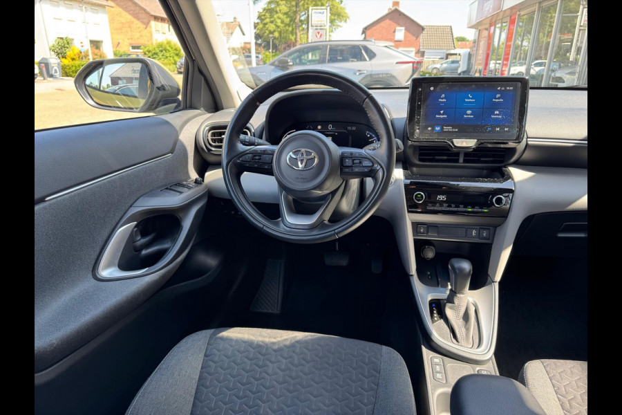 Toyota Yaris Cross 1.5 Hybrid Dynamic Plus | Head up display, Elektrische achterklep, Smart connect, Stoel + Stuurverwarming, Keyless