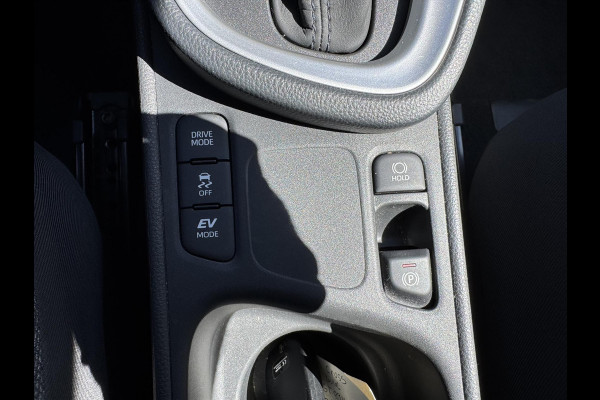 Toyota Yaris Cross 1.5 Hybrid Dynamic Plus | Head up display, Elektrische achterklep, Smart connect, Stoel + Stuurverwarming, Keyless