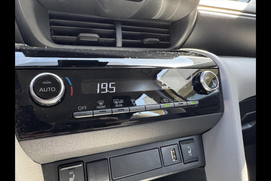 Toyota Yaris Cross 1.5 Hybrid Dynamic Plus | Head up display, Elektrische achterklep, Smart connect, Stoel + Stuurverwarming, Keyless