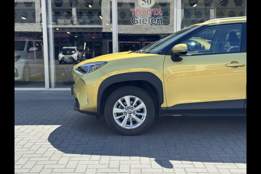 Toyota Yaris Cross 1.5 Hybrid Dynamic Plus | Head up display, Elektrische achterklep, Smart connect, Stoel + Stuurverwarming, Keyless